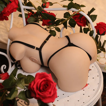 Evolova Tifa sex doll inspired by iconic video game character, featuring curvy body, anime-style face, and premium silicone design for cosplay fantasy