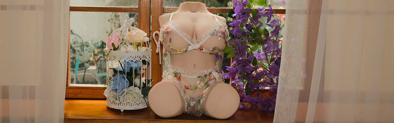  Evolova premium body powder designed to maintain softness and freshness of sex doll silicone skin